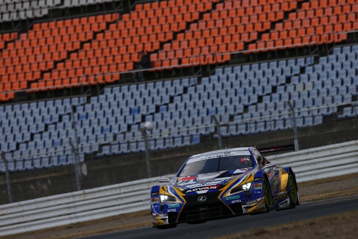 公式練習: 国本雄資（WedsSport ADVAN LC500）