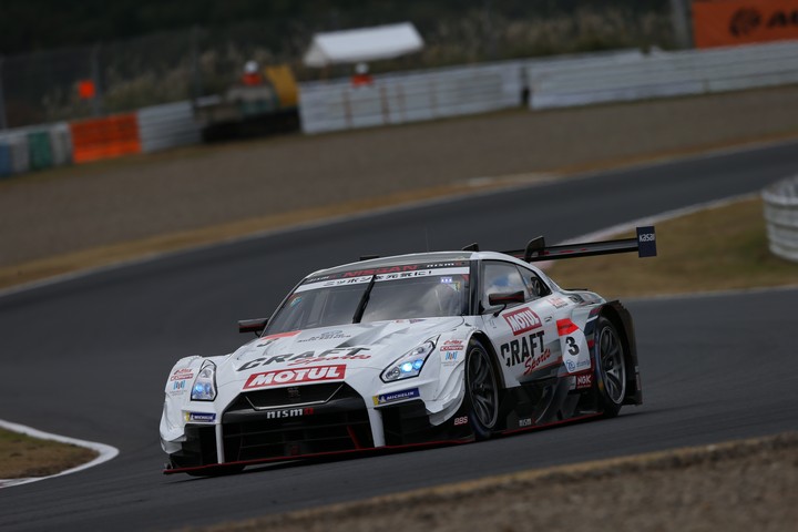 公式練習: 千代勝正（CRAFT SPORTS MOTUL GT-R）