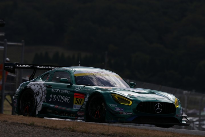 公式練習: 加納政樹／安岡秀徒組（EXE AMG GT3）