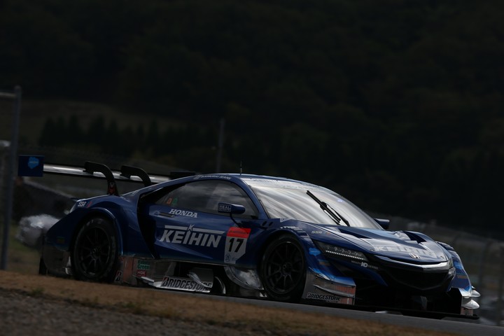 公式練習: 塚越広大／小暮卓史組（KEIHIN NSX-GT）