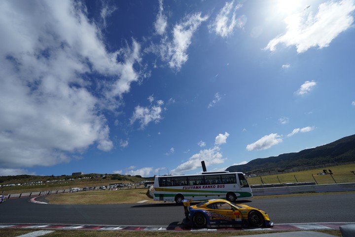 サーキットサファリ: 中山友貴／小林崇志組（UPGARAGE 86 MC）