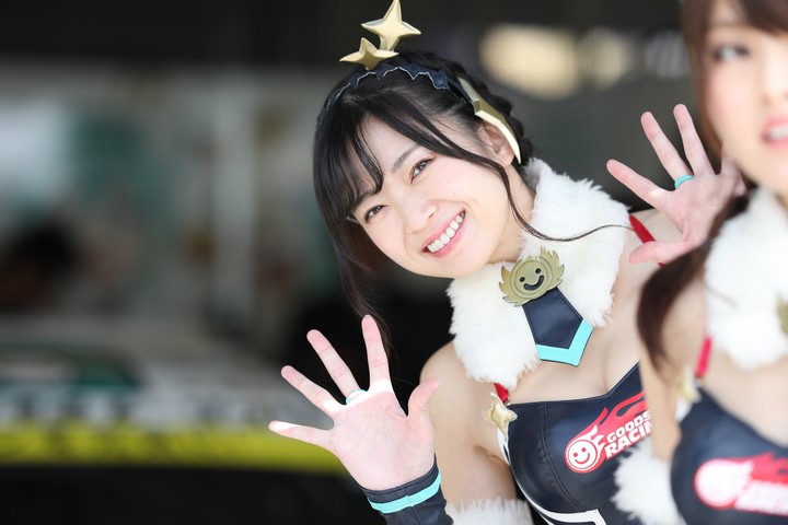 ピットウォーク: レースクイーン