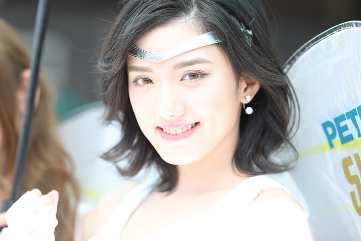 ピットウォーク: レースクイーン