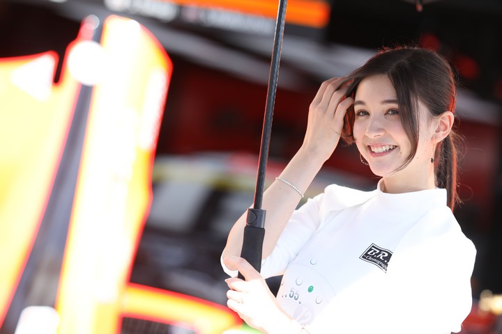 ピットウォーク: レースクイーン