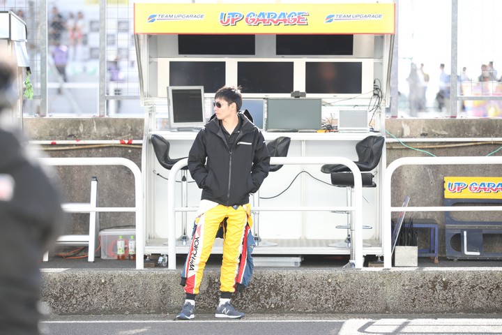 公式予選: 小林崇志（TEAM UPGARAGE）