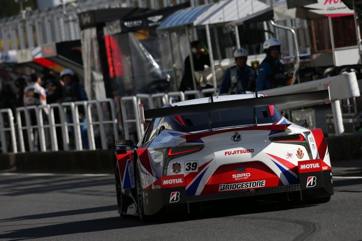 公式予選: ヘイッキ・コバライネン／小林可夢偉組（DENSO KOBELCO SARD LC500）