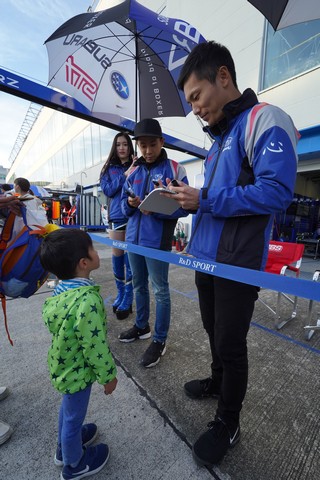 GTキッズウォーク: 山内英輝（R&D SPORT）