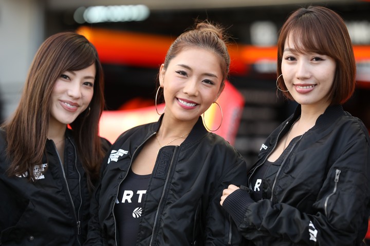 GTキッズウォーク: レースクイーン