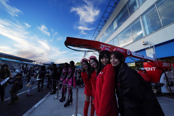 GTキッズウォーク: レースクイーン