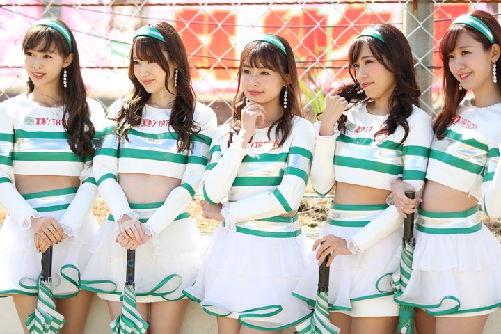 ピットウォーク: レースクイーン