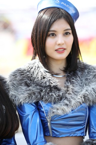 ピットウォーク: レースクイーン