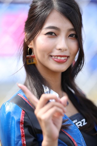 ピットウォーク: レースクイーン