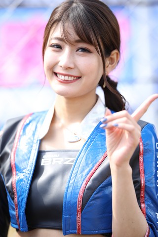 ピットウォーク: レースクイーン