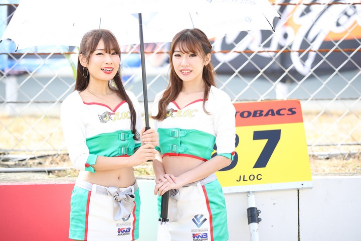 ピットウォーク: レースクイーン