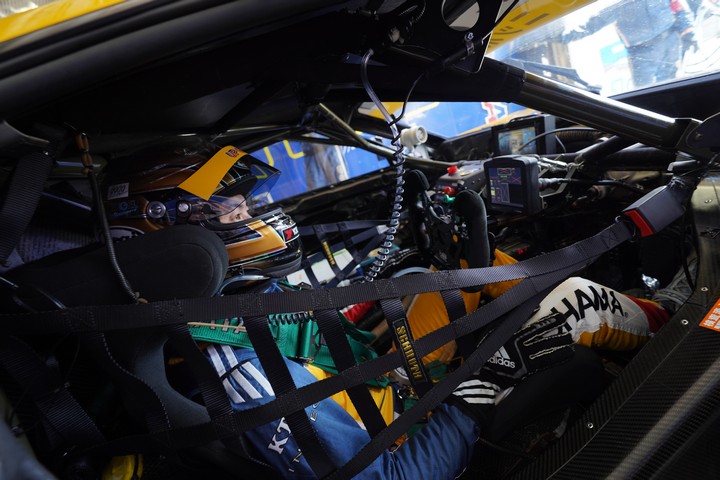 スタート進行: 小林崇志（TEAM UPGARAGE）