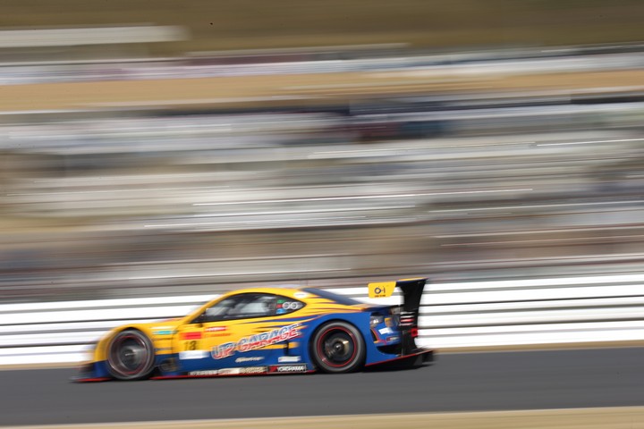 決勝レース: 中山友貴／小林崇志組（UPGARAGE 86 MC）