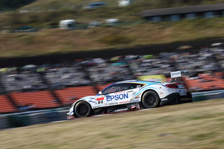 決勝レース: ベルトラン・バゲット／松浦孝亮組（Epson Modulo NSX-GT）