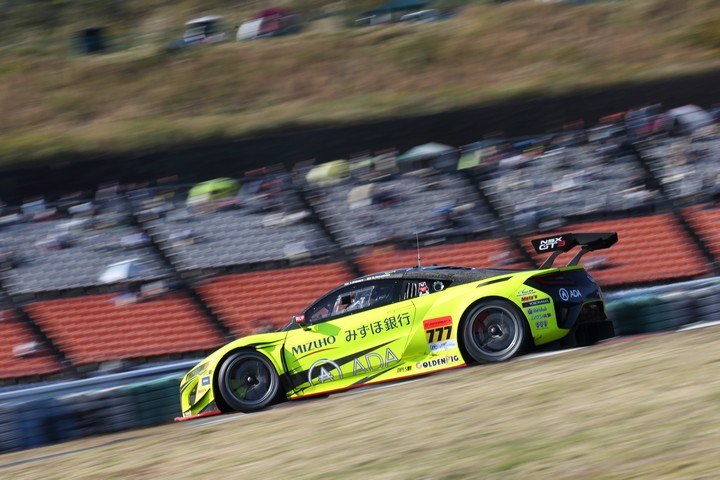 決勝レース: 横溝直輝／木村武史組（CARGUY ADA NSX GT3）
