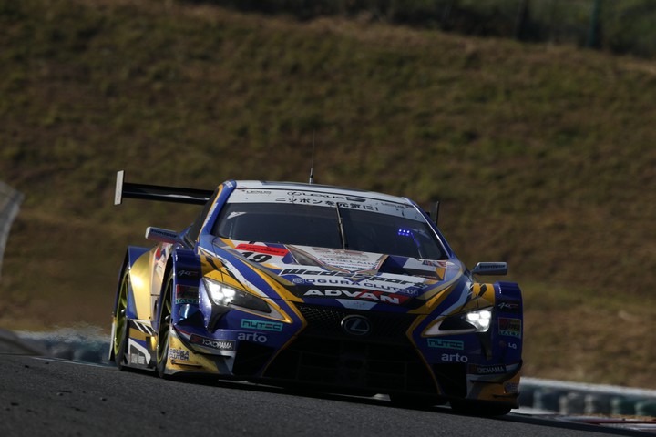 決勝レース: 山下健太（WedsSport ADVAN LC500）