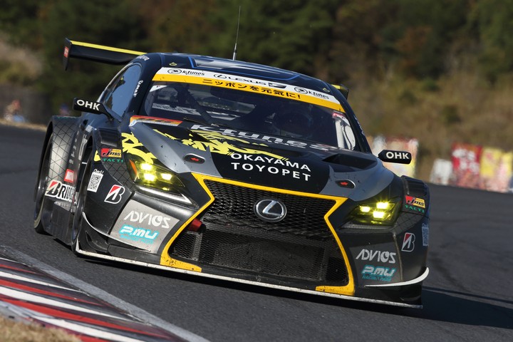 決勝レース: 新田守男（K-tunes RC F GT3）