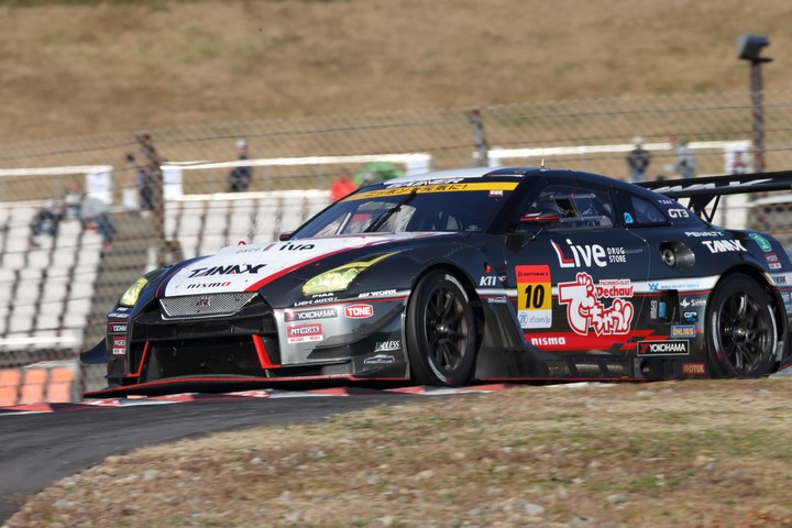 決勝レース: 星野一樹（GAINER TANAX triple a GT-R）