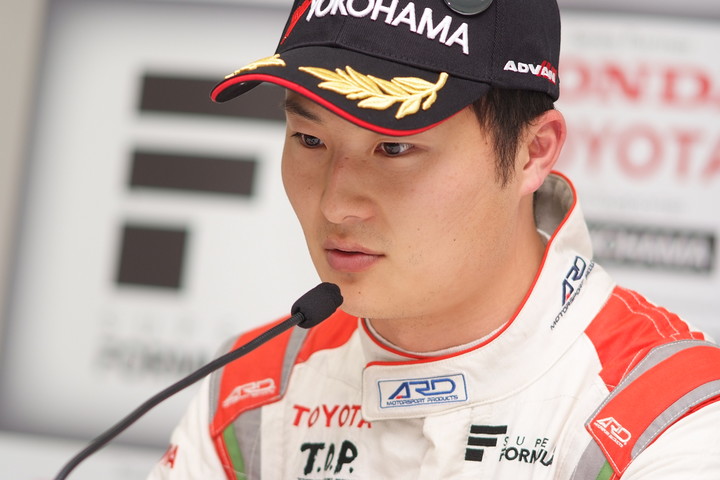 予選記者会見: 2位の山下健太（KONDO RACING）