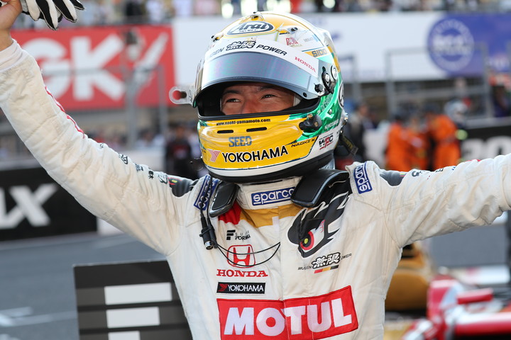 優勝した山本尚貴（TEAM MUGEN）