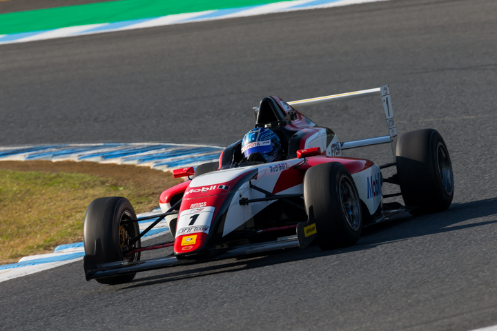 決勝3位は小高一斗（FTRSスカラシップF4）