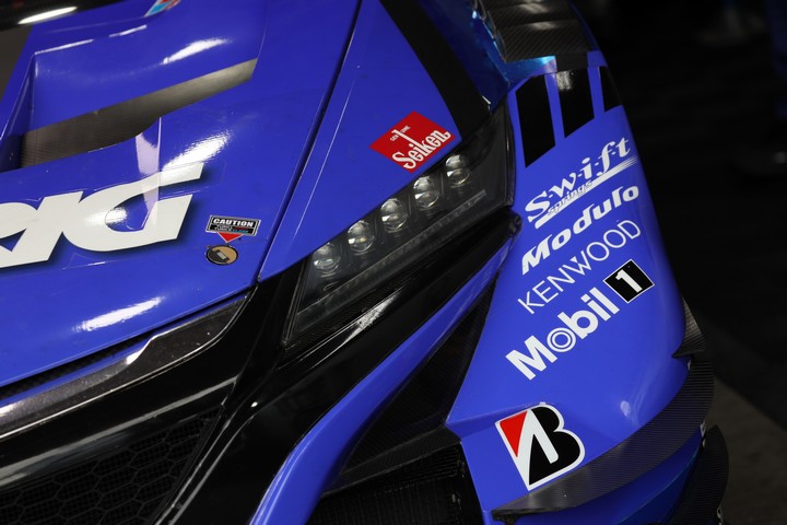 オープンピット: RAYBRIG NSX-GT