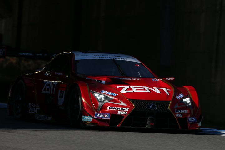 公式練習: 立川祐路（ZENT CERUMO LC500）