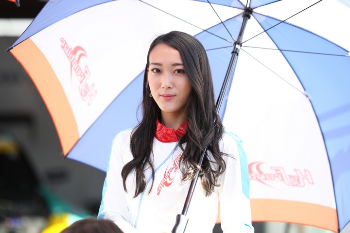 ピットウォーク: レースクイーン