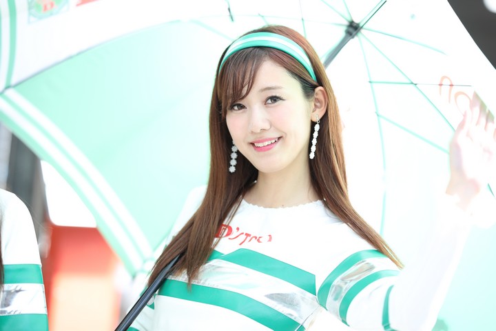 ピットウォーク: レースクイーン