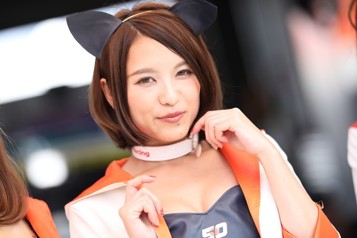 ピットウォーク: レースクイーン