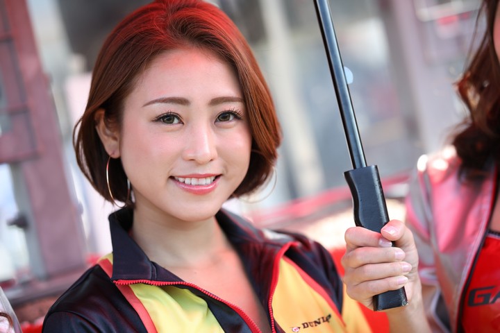 ピットウォーク: レースクイーン