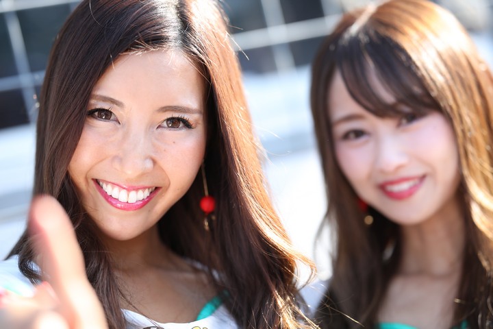 ピットウォーク: レースクイーン