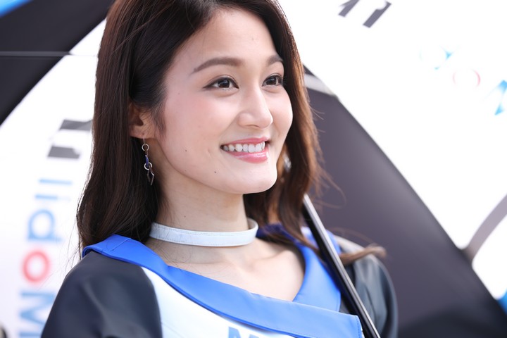 ピットウォーク: レースクイーン