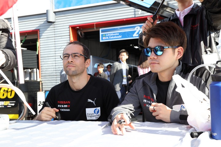 ピットウォーク: ジョアオ・パオロ・デ・オリベイラと高星明誠（KONDO RACING）