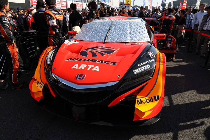スタート進行: ARTA NSX-GT