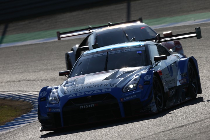 決勝レース: 高星明誠（フォーラムエンジニアリングADVAN GT-R）