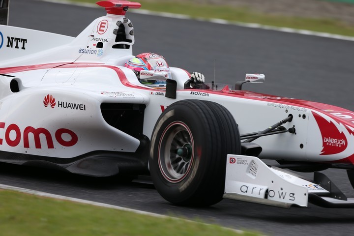 フリー走行: 野尻智紀（DOCOMO DANDELION M5S SF14）