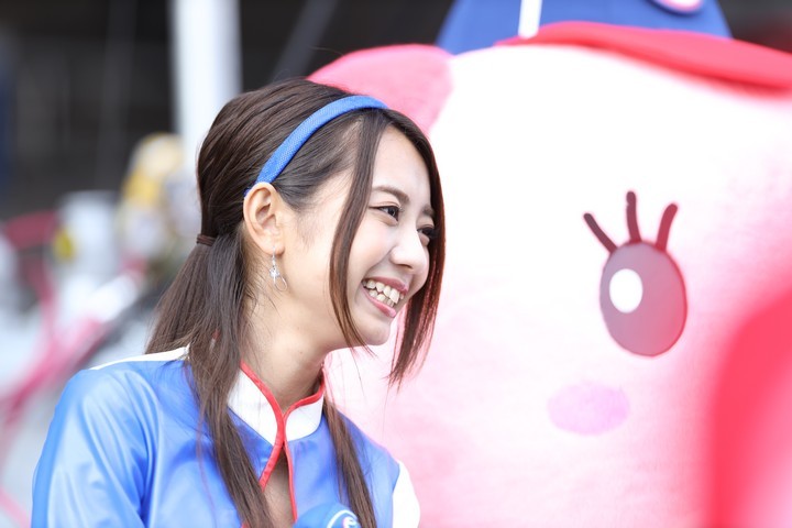 ピットウォーク: レースクイーン