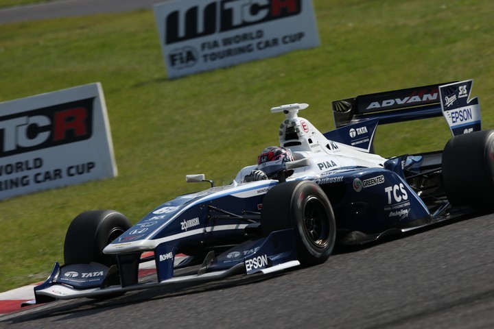 公式予選: 伊沢拓也（TCS NAKAJIMA RACING SF14）