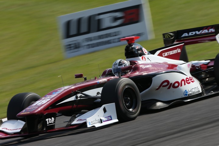 公式予選: 小林可夢偉（KCMG Elyse SF14）