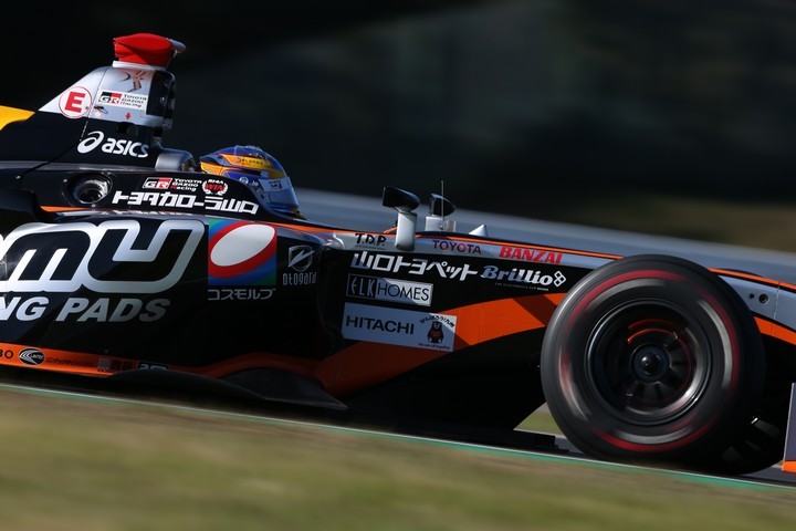 フリー走行: 石浦宏明（JMS P.MU/CERUMO・INGING SF14）