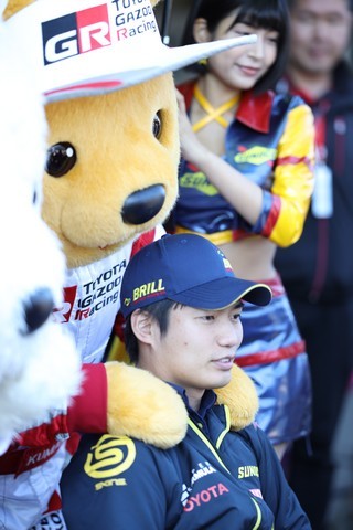 ピットウォーク: 大嶋和也（UOMO SUNOCO TEAM LEMANS）