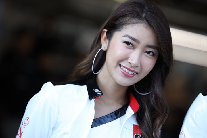 ピットウォーク: レースクイーン