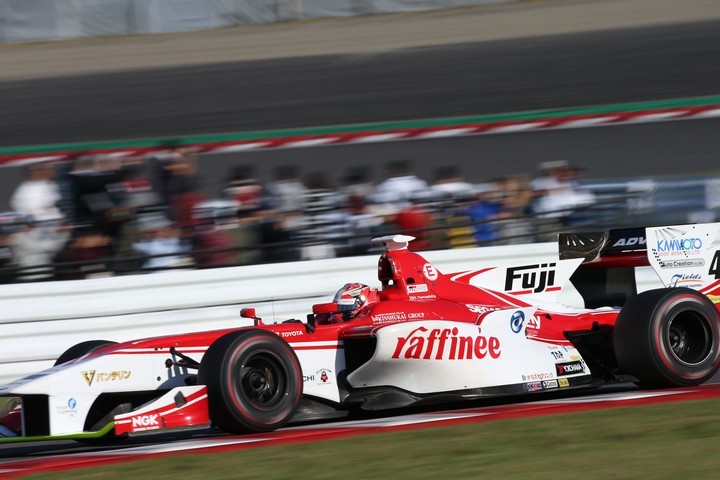 決勝レース: 山下健太（ORIENTALBIO KONDO SF14）