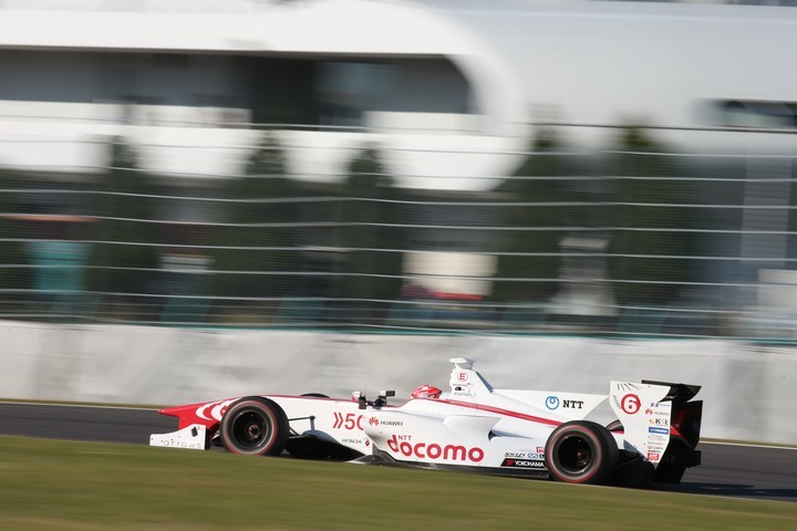 決勝レース: 松下信治（DOCOMO DANDELION M6Y SF14）