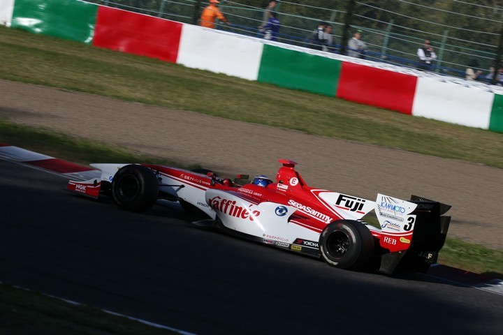 決勝レース: ニック・キャシディ（ORIENTALBIO KONDO SF14）