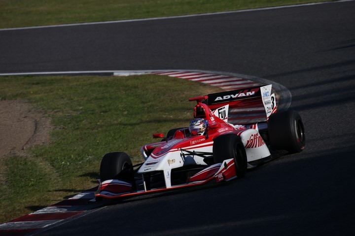 決勝レース: ニック・キャシディ（ORIENTALBIO KONDO SF14）